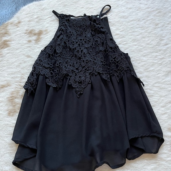 Urban Outfitters Kimchi Blue Emery Lace Overlay High-Neck Tank Top - Picture 4 of 10